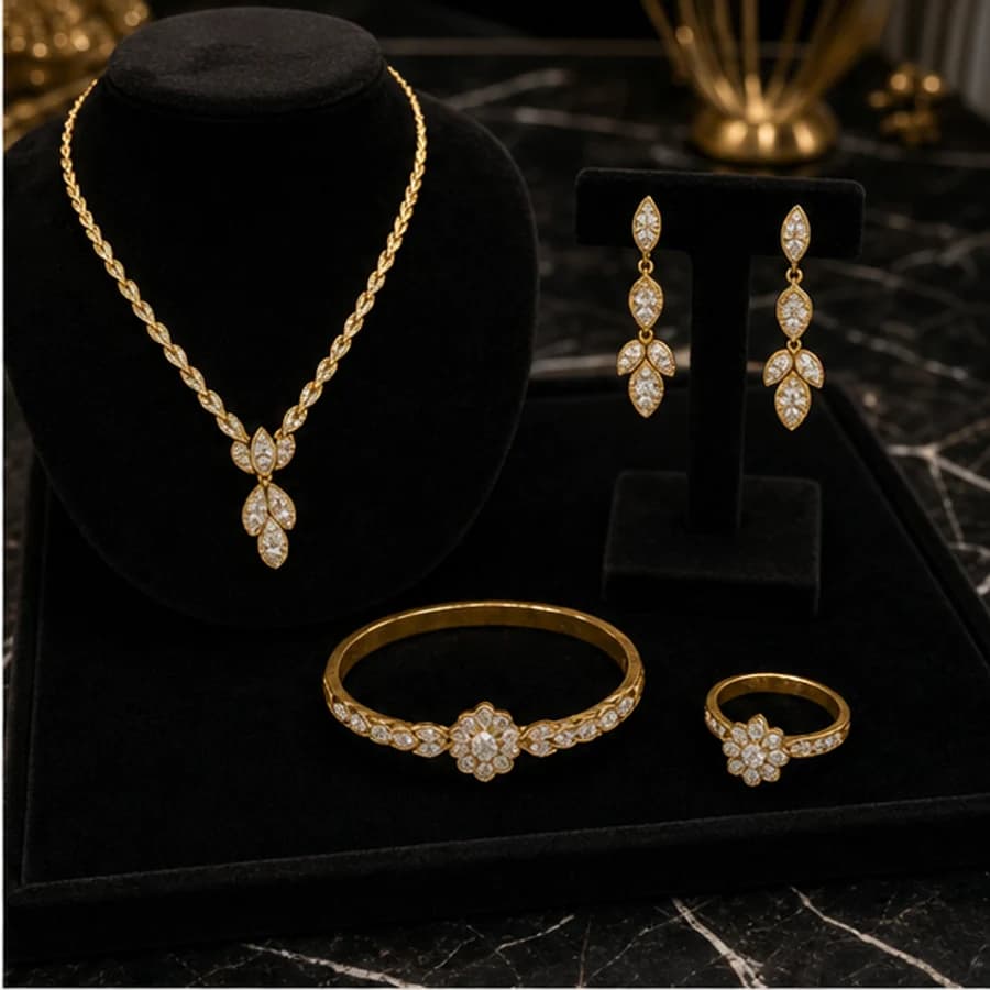 Taş Detaylı Set ürün fotoğrafı